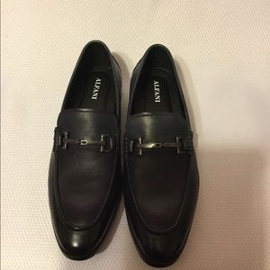 Men’s shoes